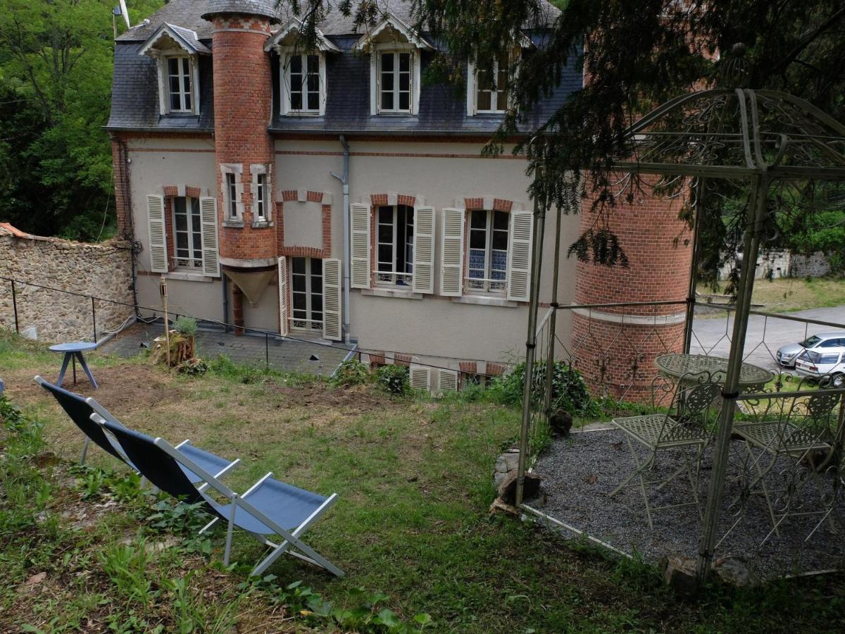 Le Petit Manoir Bed & Breakfast Evaux-les-Bains ภายนอก รูปภาพ